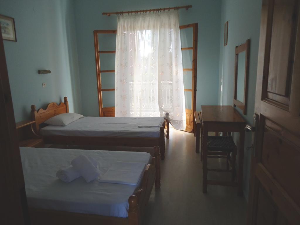 Nikos Appartement *